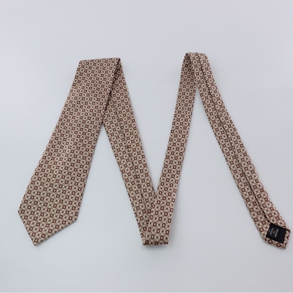 Kenneth Cole Reaction Mens 100% Silk Tie Necktie Geometric Tan Cream Neutral - Picture 3 of 7